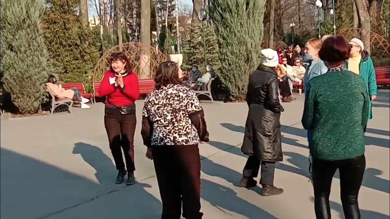 Горький апрель
