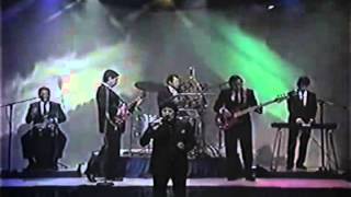 LOS ERRANTES - POR CULPA DE TU AMOR - CASABLANCA VIDEO Y MUSICA - EDIT chords