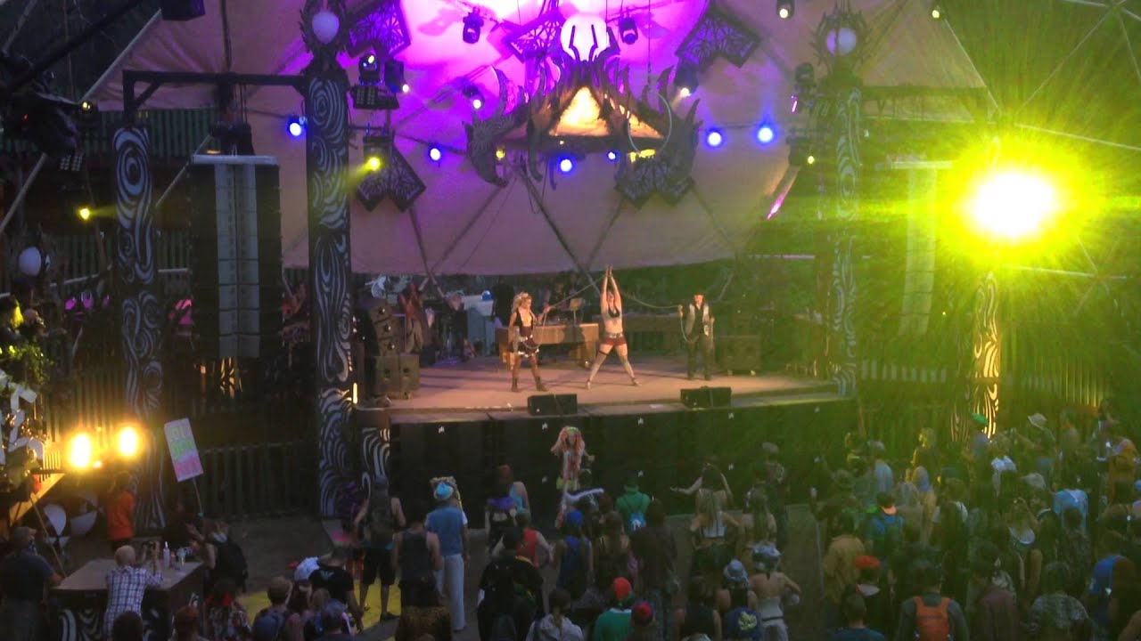 Shambhala 2014 Bass Caravan And The Roaming Company Of Curiosities In ...