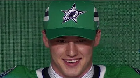Stars take first goalie in draft, Oettinger at 26