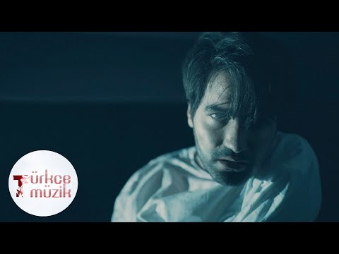 Mert Güneri - Yağmurda (Official Video)