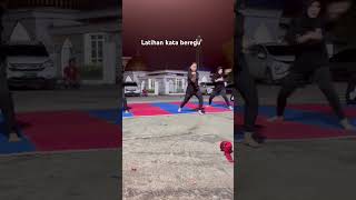 Latihan Kata Beregu Ukt 252 Chdanion Inkado Sumsel karateka
