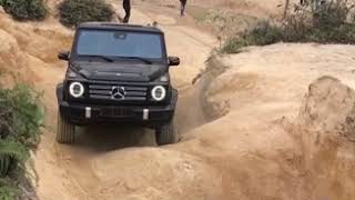 Mercedes-Benz climbing