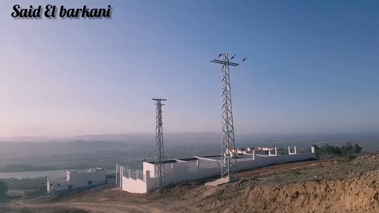 اخيرا بداء إصلاحات طريق اوارديجن  قرب سد عبد كريم الخطابي  #ريف #ايت_توزين