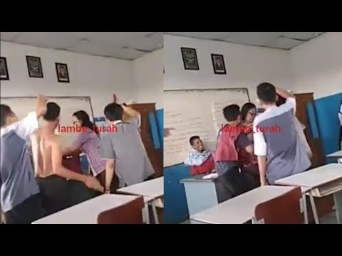 Siswa-siswa Ini Perlakukan Bu Guru Tidak Sopan di Dalam Kelas