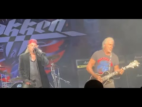 George Lynch rejoined DOKKEN July 9 in Moline, Illinois for "Kiss Of Death"