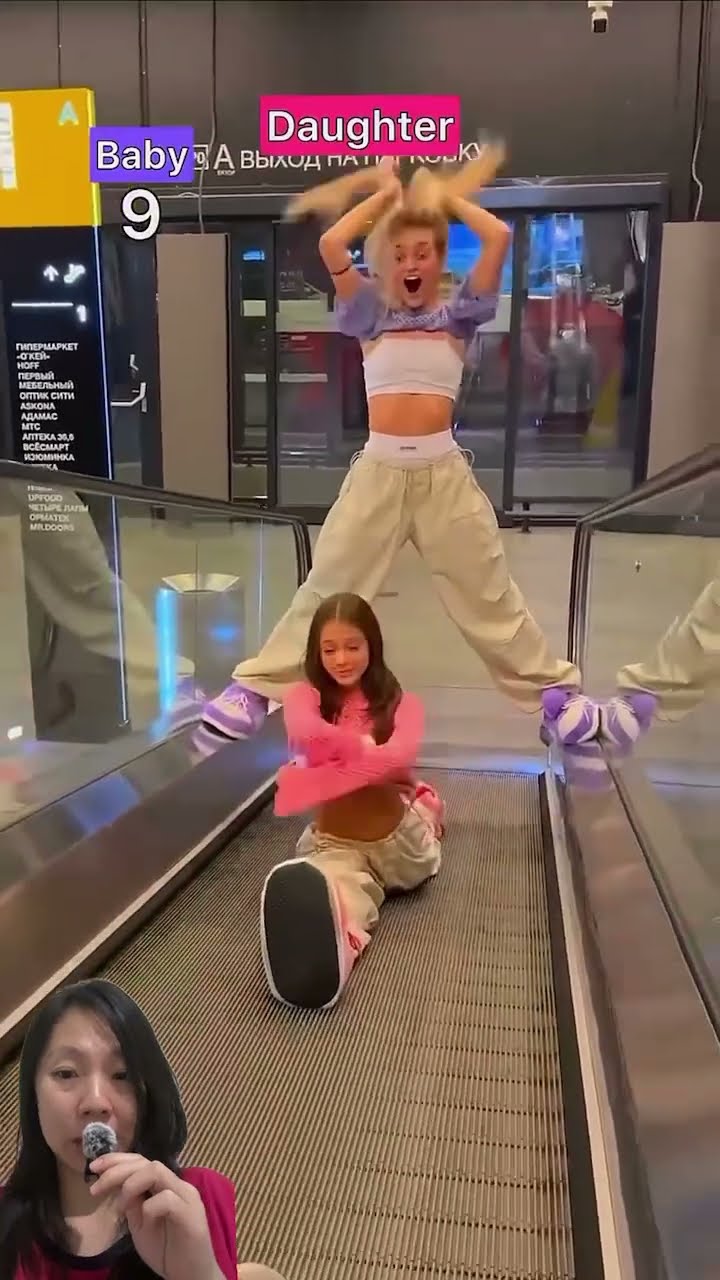 KAKAK DAN ADIK HARUS LEWATI KAKI MAMA DI ESKALATOR #shorts