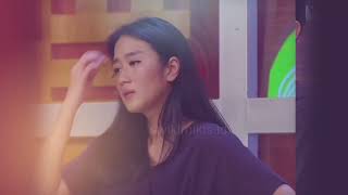 Chef Renata mengibaskan rambut