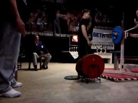 RAW Erőemelő OB 2012 fekvenyomás 117,5kg http://legykitarto.blog.hu/