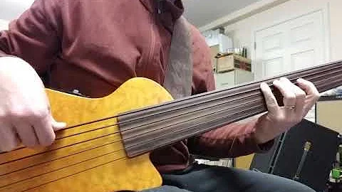 Veillette Mark IV Fretless