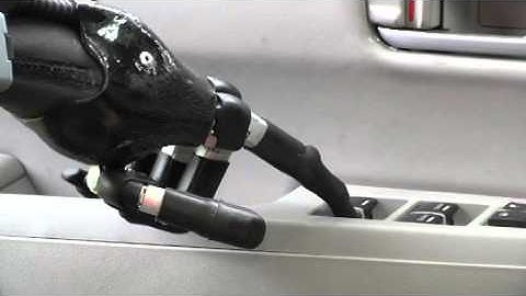 i digits™ - Operating car window/door with and without i-digits™