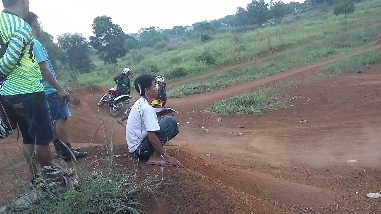 Grasstrack Klx VS Klx Sengit Cibubur YouTube Grasstrack Klx VS Klx Sengit Cibubur YouTube