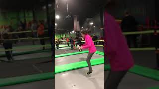 Gaspard And Lisa Bounces One At A Time