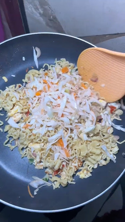 How I love my noodles 😍 #foodvlog #foodvlogshorts  #foodshorts #shortsviral #foodies #healthyfood