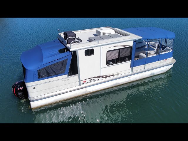 2006 Suntracker 32 Party Cruiser (Trailerable) Pontoon Houseboat - SOLD!