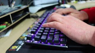 데빌스킬 MK104 RGB 오테뮤청축 타건영상