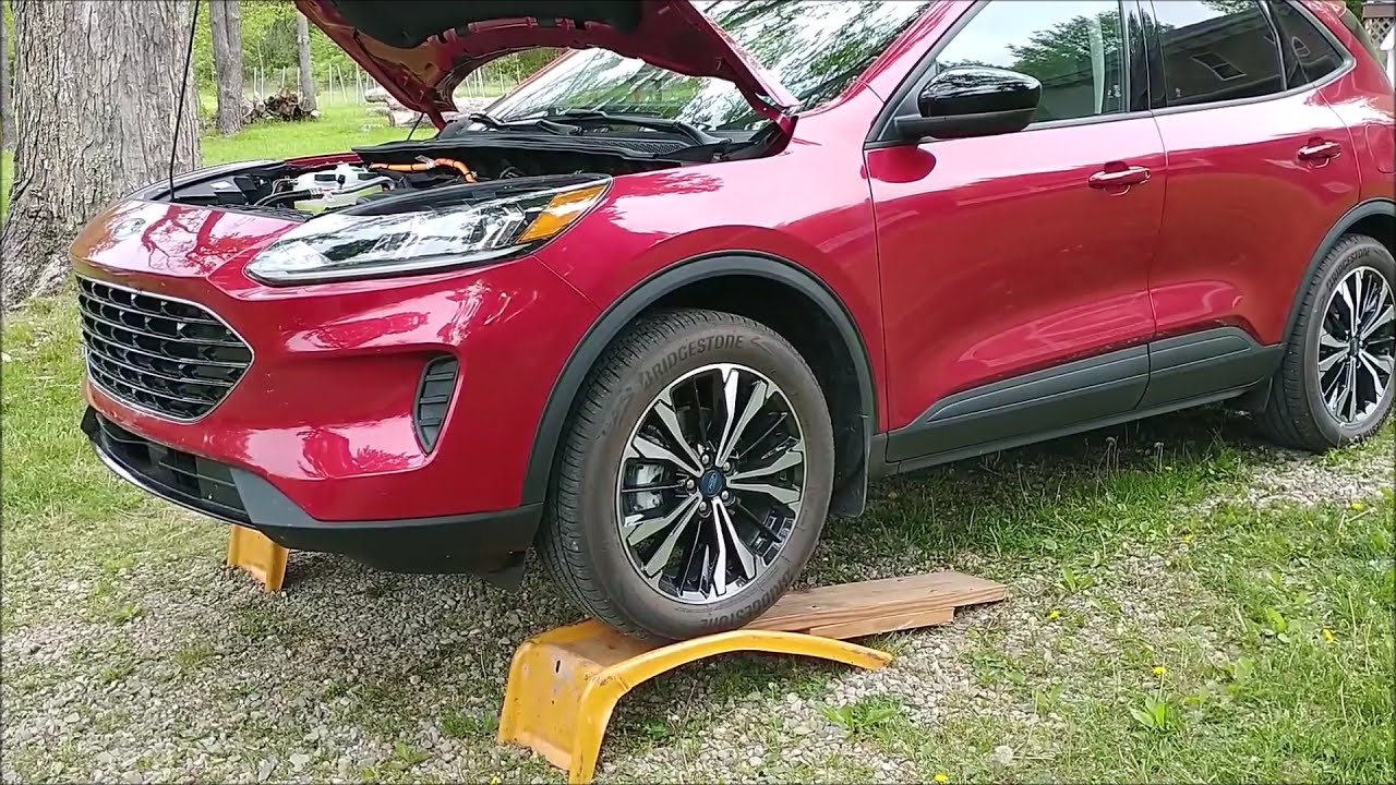 2021 Ford Escape Hybrid -  DIY Oil And Filter Change
