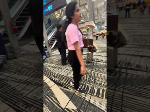 Shopping 🛍️ Singapore 🇸🇬 #australia #australiatravel #srilanka #shorts #viral #shorts ❤️🇱🇰🤨😊