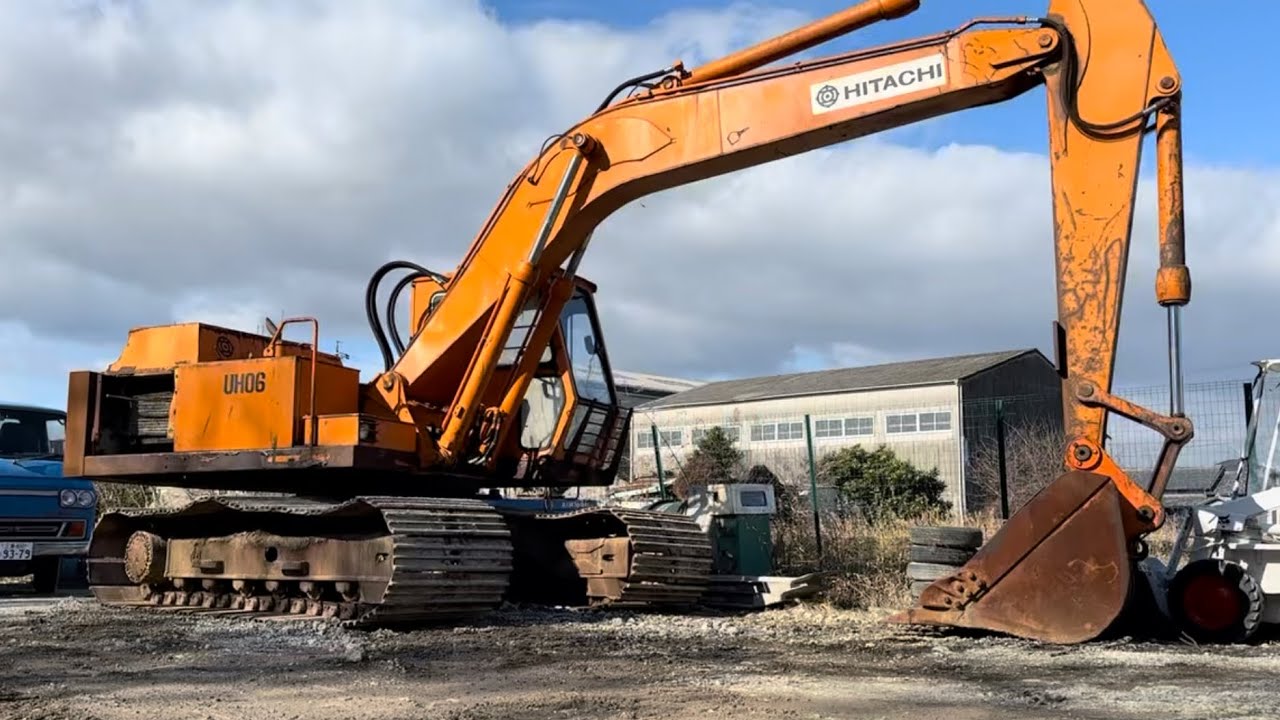 30年放置された日立　油圧ショベルを整備して現場復帰させる！UH06-5 センタージョイント（スイベル）とオイルクーラー漏れ修理