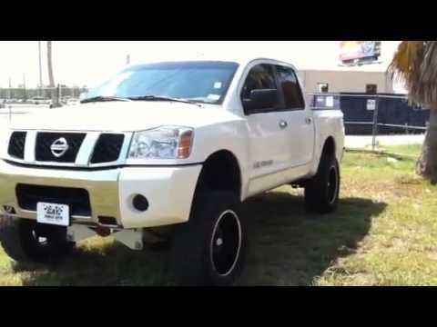 2007 Lifted Nissan Titan V8 - YouTube