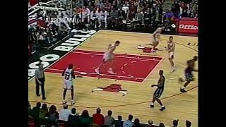 1998: Dennis Rodman hits 3 threes in a row screenshot 3