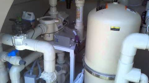 Who left the hose on? Perimeter overflow spa