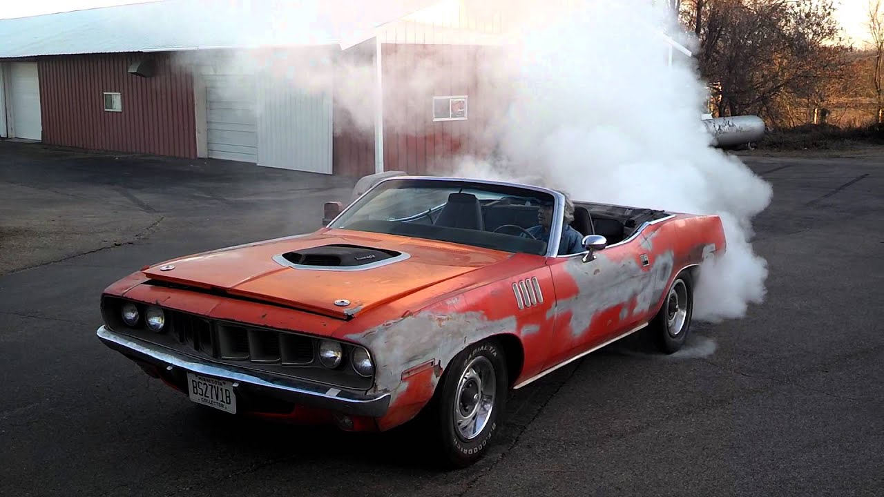 Cuda fails. Plymouth Barracuda Burnout. CUDA 6. 1971 Plymouth Barracuda 440 Six Pack. Plymouth Hemi 'CUDA (1971) салон.