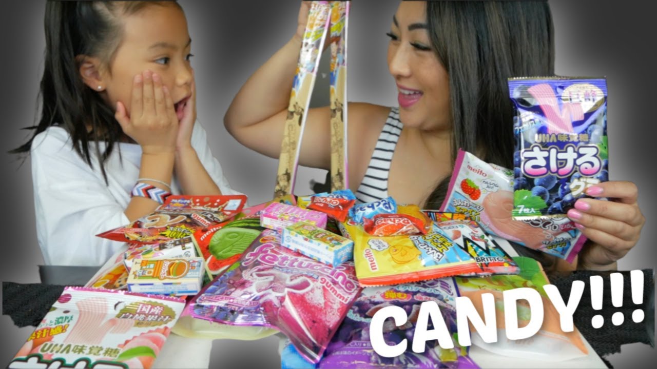 Japanese Candy Haul *Kyoho Grape Gummy, Sour gummy Strips, & Fish Sandwich Mukbang | N.E Let's Eat