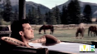 Robbie Williams - Feel (Instrumental with Opera Introduction)