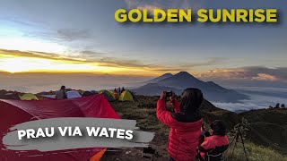 Gunung Prau via Wates - Pemandangan Golden Sunrise Terbaik