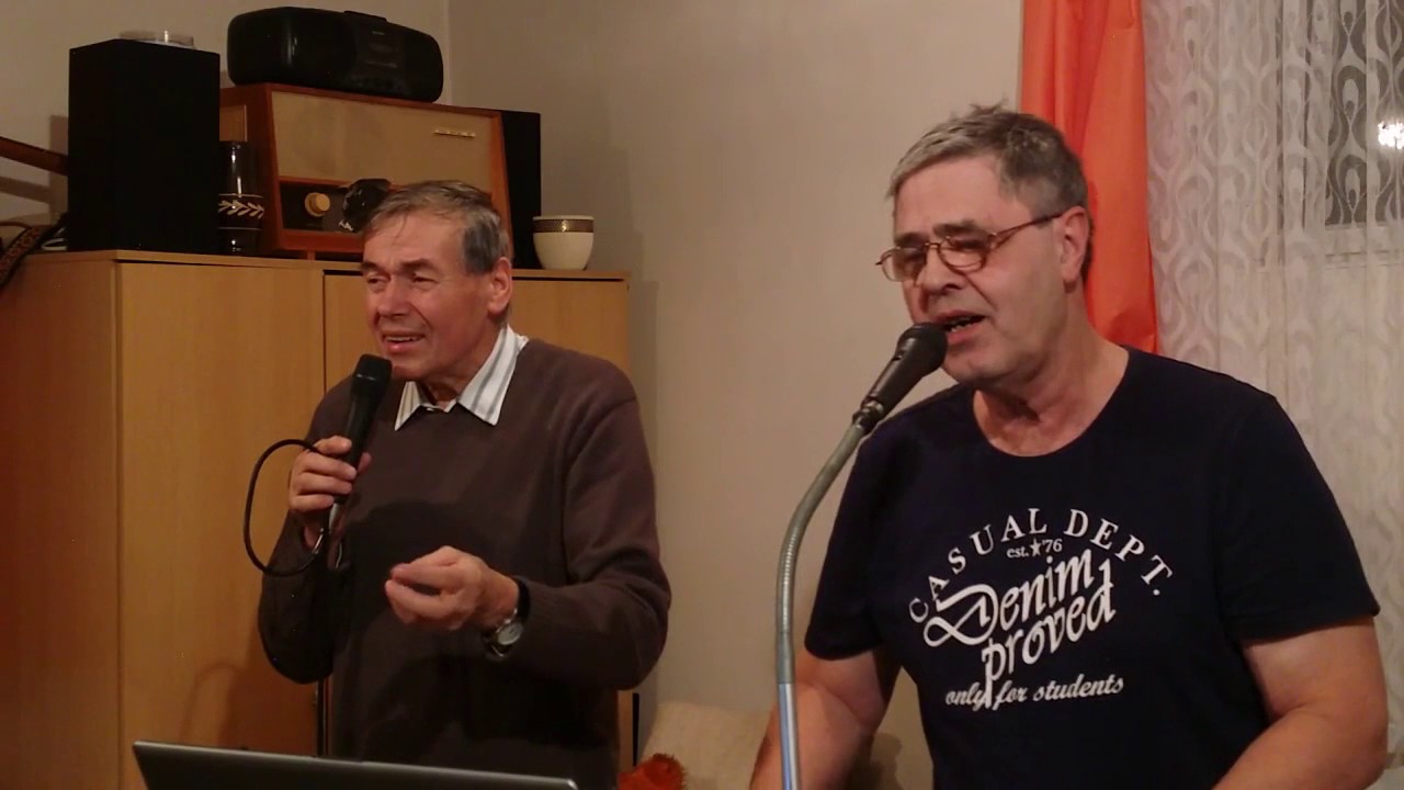 08 Cikánka, La Paloma, Pluj lodi do Triany, Valčík na rozloučenou