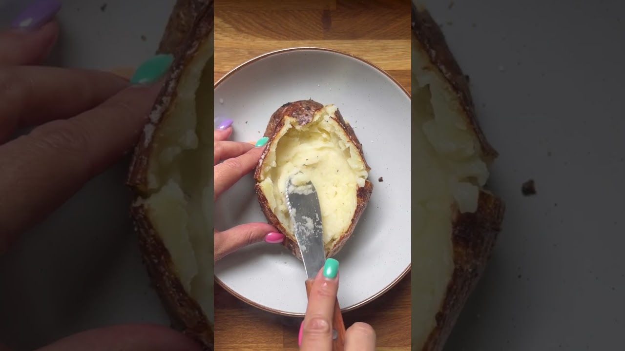 "Smart Cooking with AI: The Ultimate Jacket Potato Recipe"