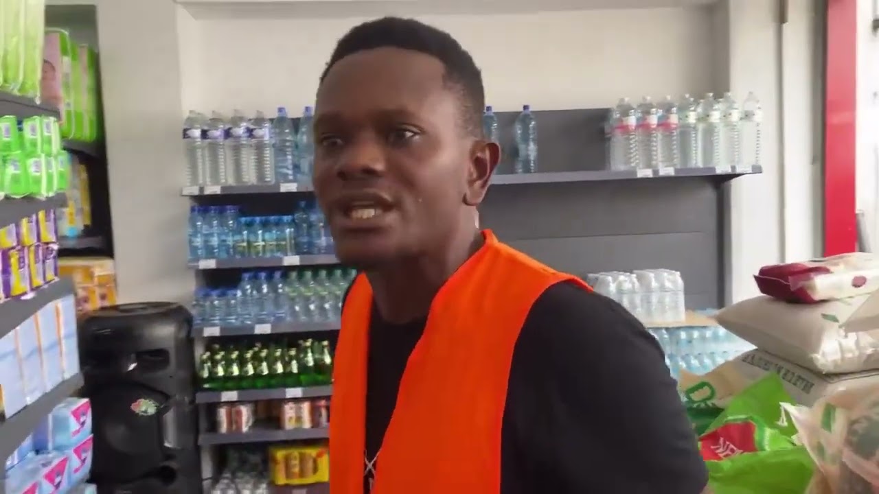 LA MAIRIE W/ L'onclo Officiel