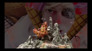 Watch Momus Bergreise video