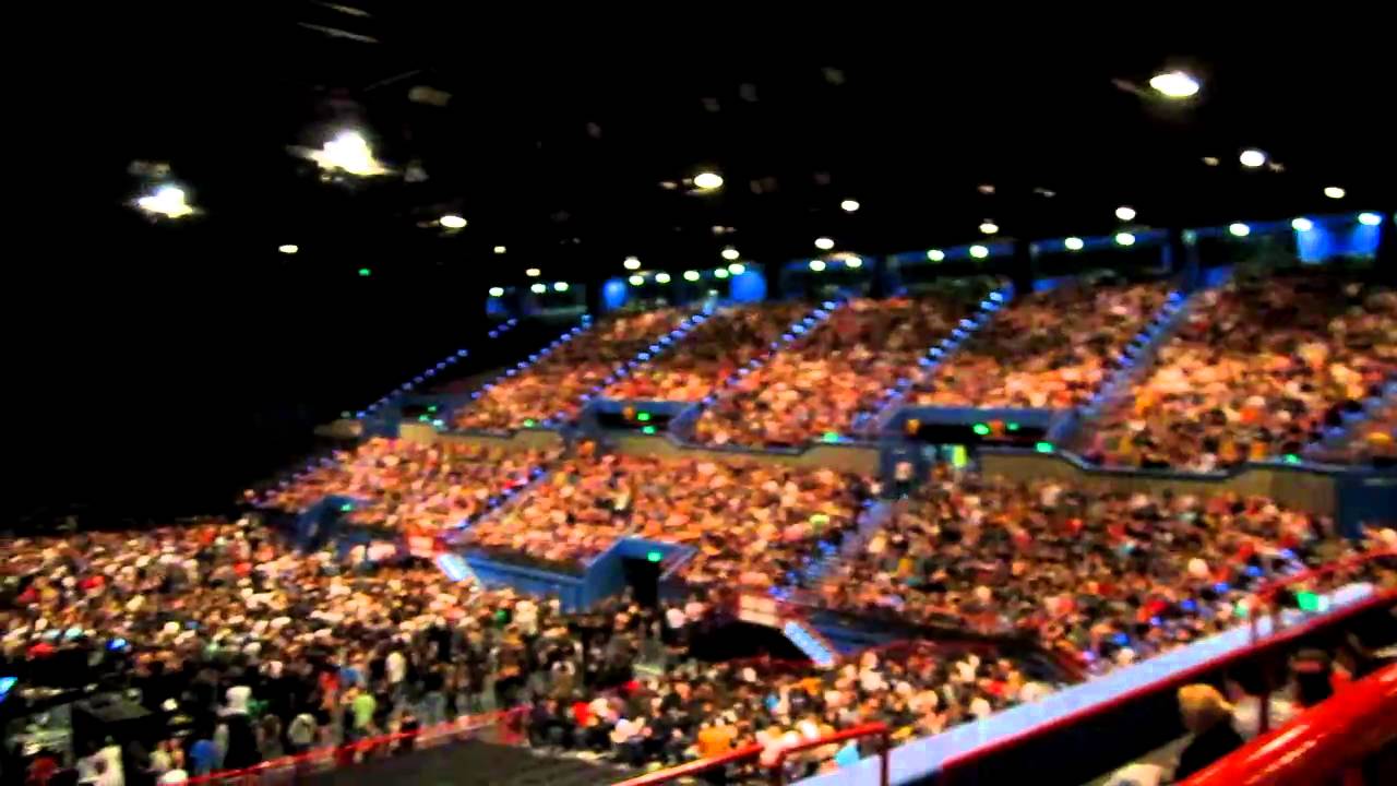 Concert Linkin Park Brisbane Entertainment Centre 3 Decembrie 2010 YouTube Concert Linkin Park Brisbane Entertainment Centre 3 Decembrie 2010 YouTube