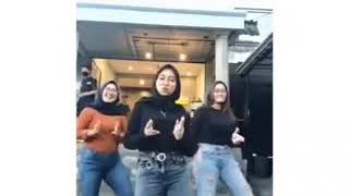 Tiktok Goyang Pong Pong Yang Bikin Gagal Fokus Tiktok Kompilasi Part 2 - Allx Chanel