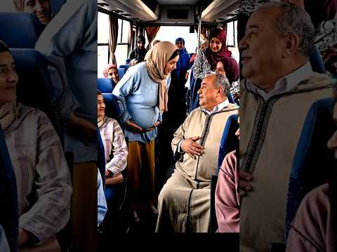 حتى الحاج عندو حمل من نوع آخر  المغرب الحاج راني حاملة الطوبيس نكتة مغربية فيديو قصير