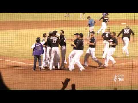 AirHogs take Game 4 in Championship Series - YouTube