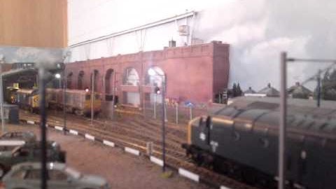 howes sound chipped class 40 coming on shed for fuel