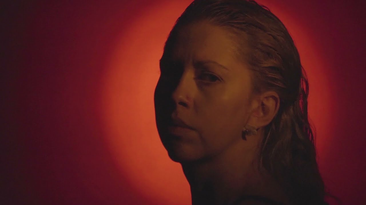 Mira LILITH en YouTube Mira LILITH en YouTube