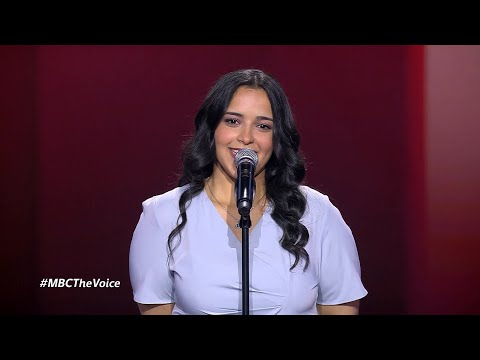 المشتركة أشرقت سحرت قلب المدربين وتشاجروا على صوتها المميز