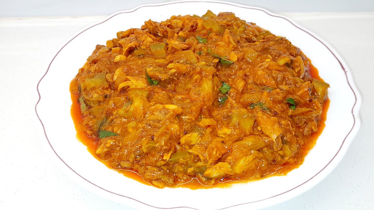 Easy Tin Fish and Lufer Curry / Tin Fish & Taroi Curry Fiji Style - YouTube