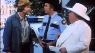 Rosco P Coltrane calling Cooter an ingrate