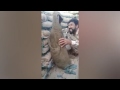Иракский солдат дразнит снайпера