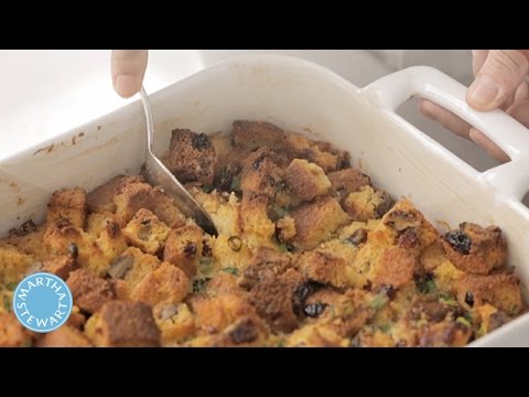 Dried-Fruit and Nut Cornbread Stuffing - Kitchen Wisdom - Martha Stewart