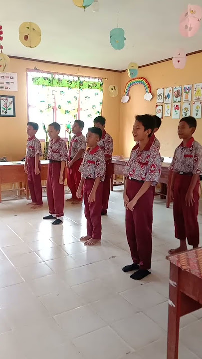 Versi cowok lagu nama nama planet