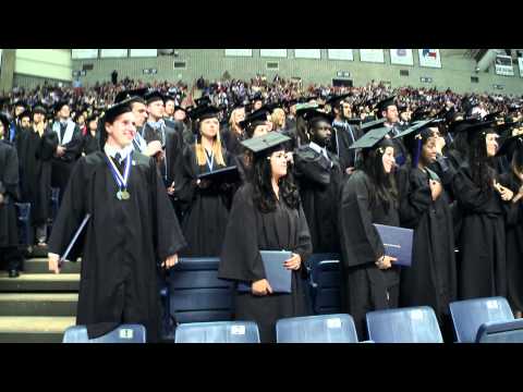 Graduation Chant: UCONN HUSKIES