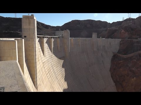 Video: Kiek energijos sukuria Hoover Dam?