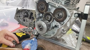 Triumph Trident T160 Engine Rebuild. Part 31: Fitting the Rotor and Stator (Alternator)