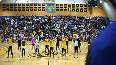 Burlington-Edison High School: Homecoming SENIOR Lip Sync
